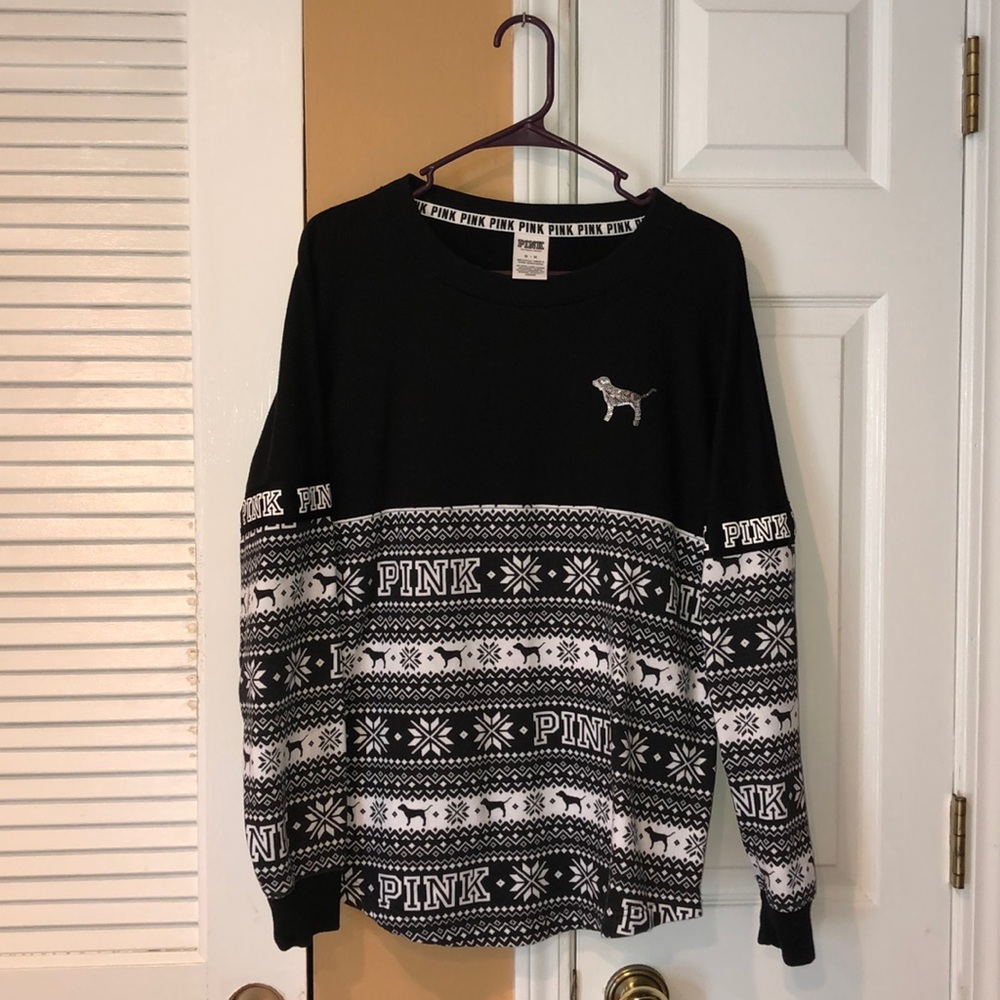 Pink sweatshirt Black and white with silver